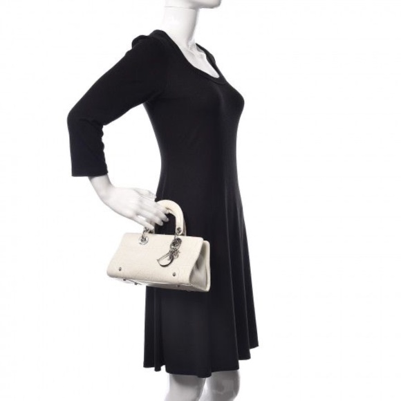 Authentic CHRISTIAN DIOR Calfskin Cannage Stitched Small Lady East West Lady Dio - Picture 3 of 15